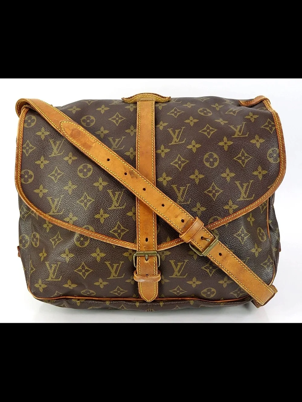 Louis Vuitton Monogram Canvas Messenger Bag with Natural Vachetta Trim